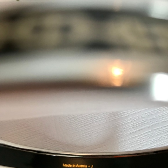 Hermès (62mm) palladium & enamel bangle bracelet - Picture 4 of 8